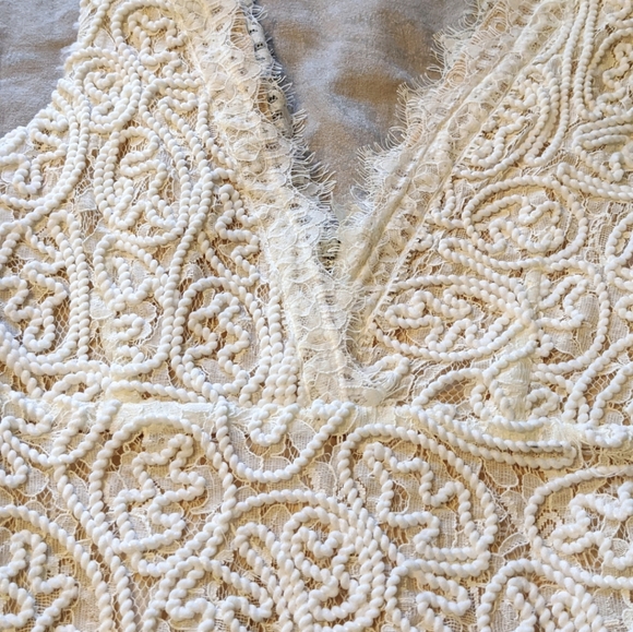 NWT Lace mini - Picture 3 of 4